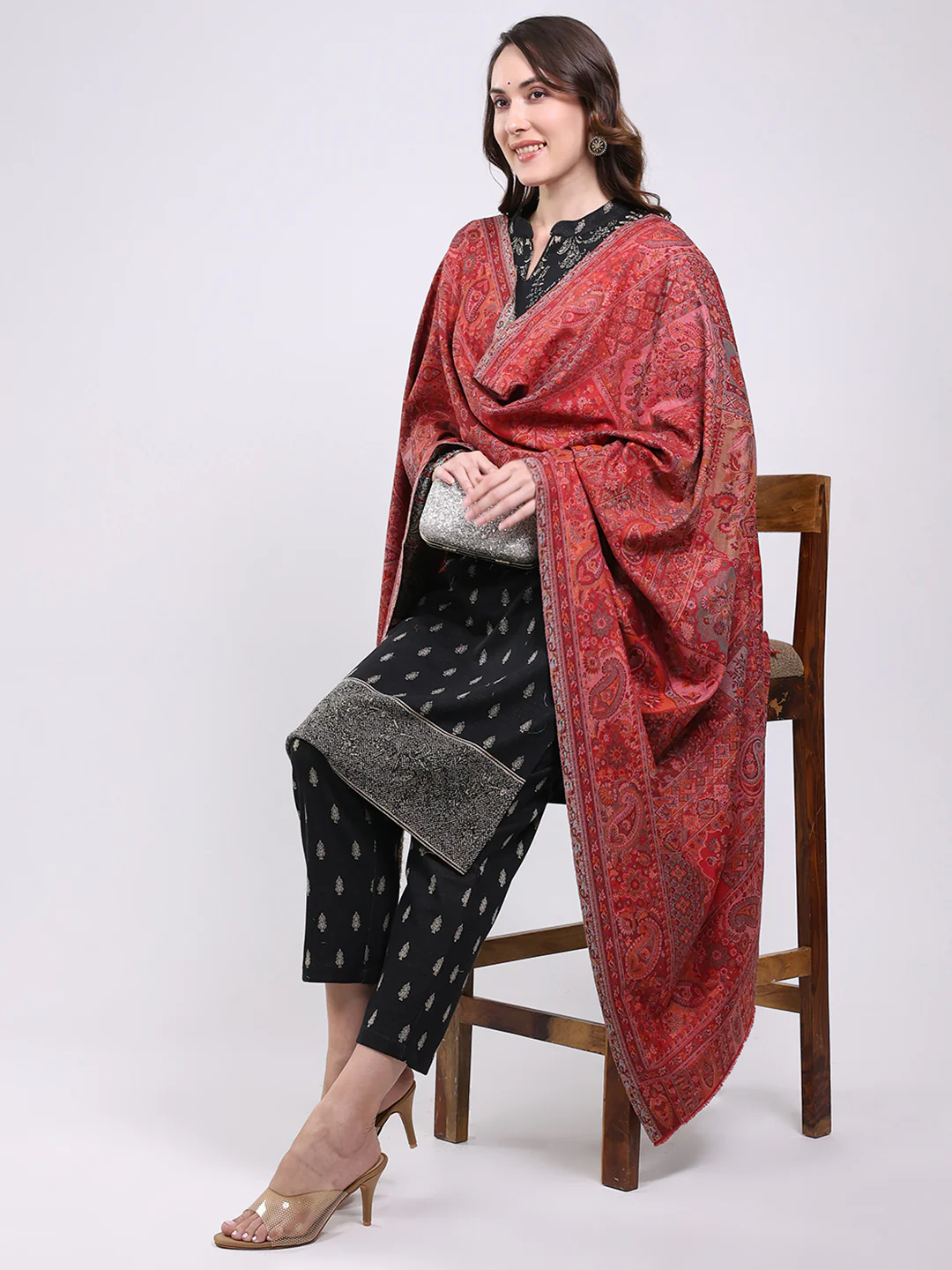 Women Maroon Printed Wool Blend Shawl - Image 5