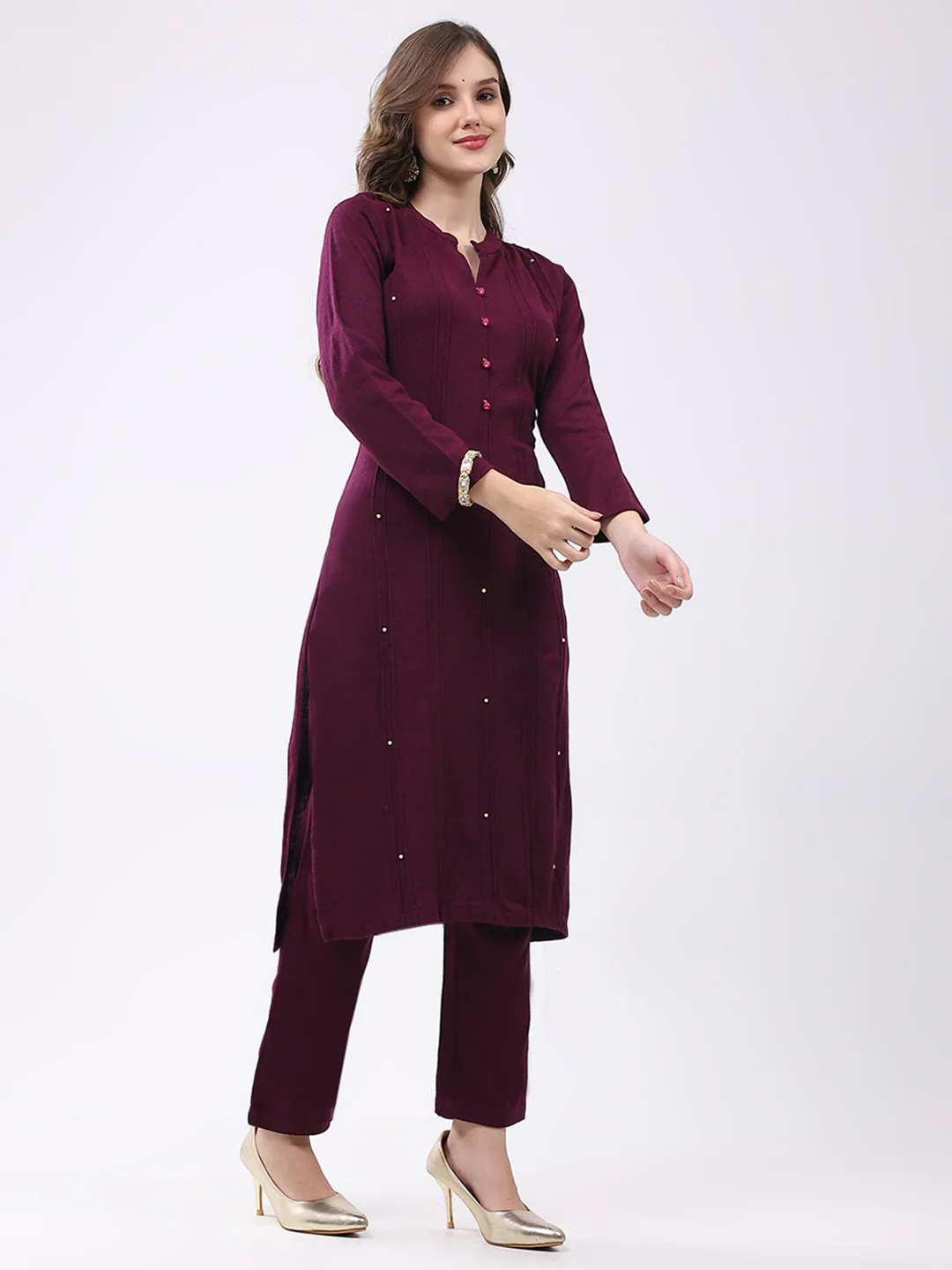 Women Maroon Self Design Round Neck Full Sleeve Kurti Set for Winter - Image 4