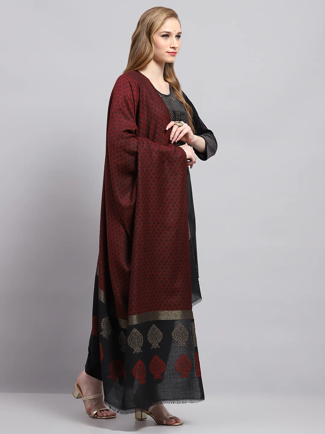Women Maroon Self Design Shawl - Image 4