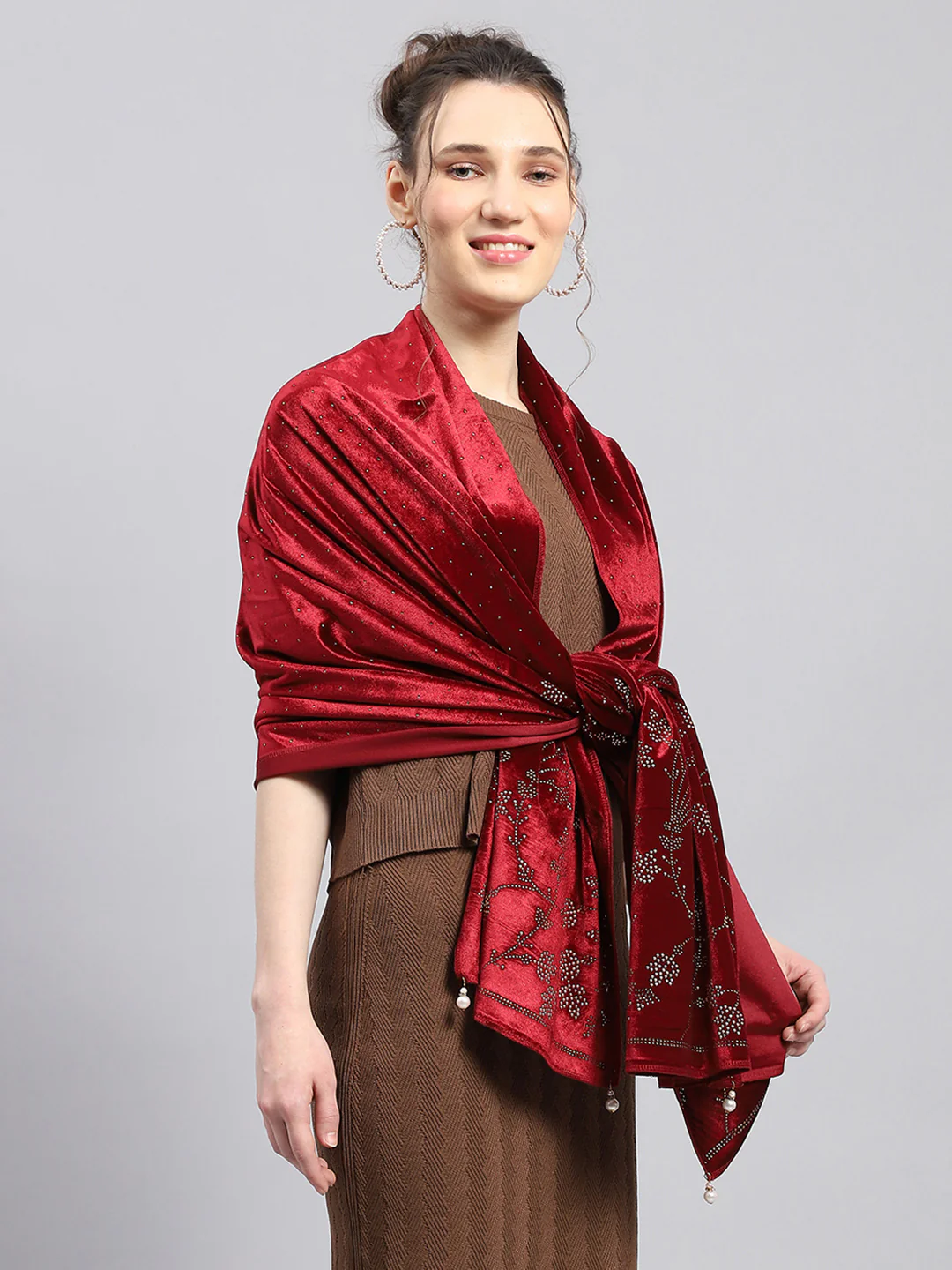 Women Maroon Self Design Stole - Image 5