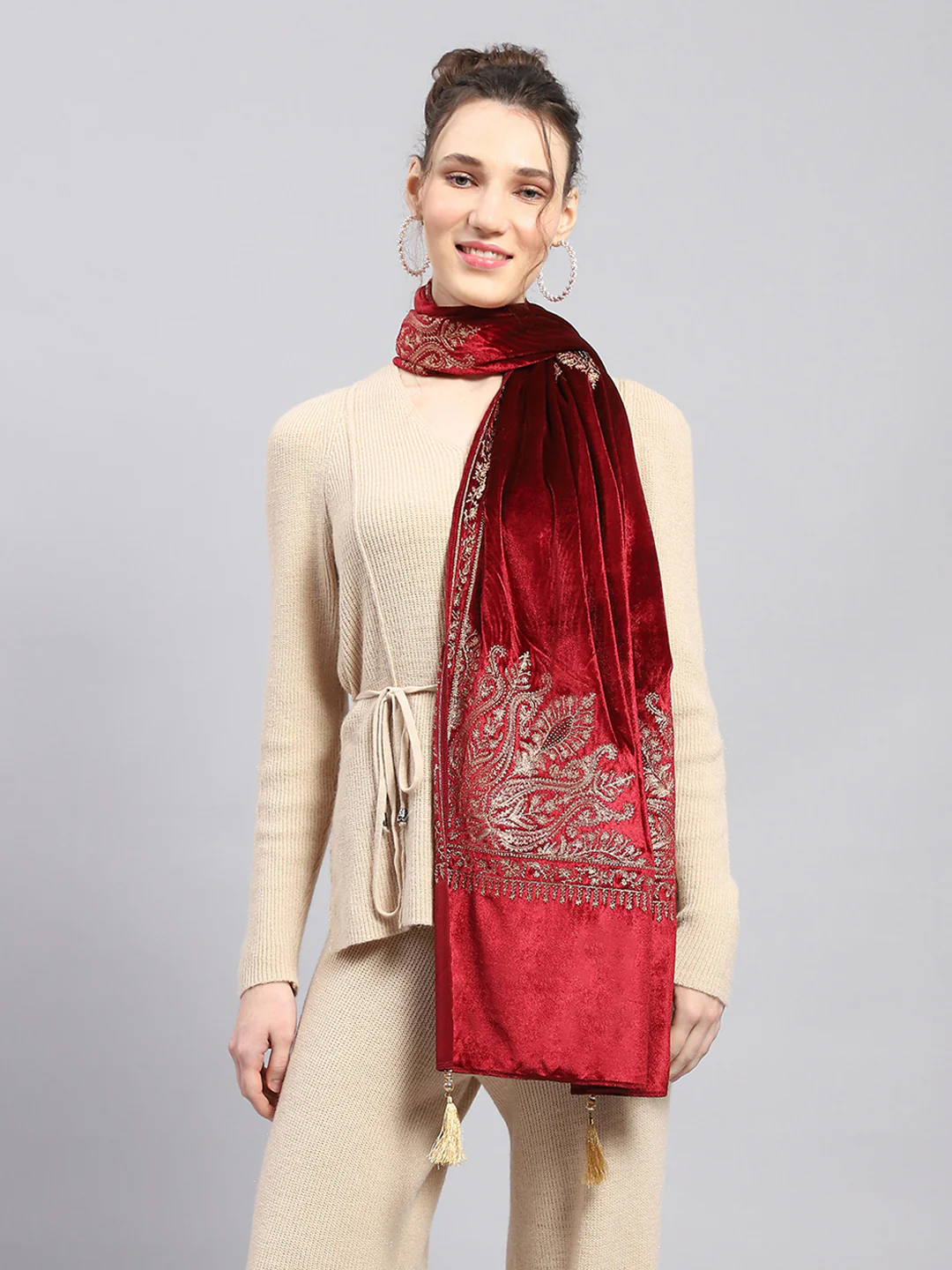 Women Maroon Self Design Stole - Image 3