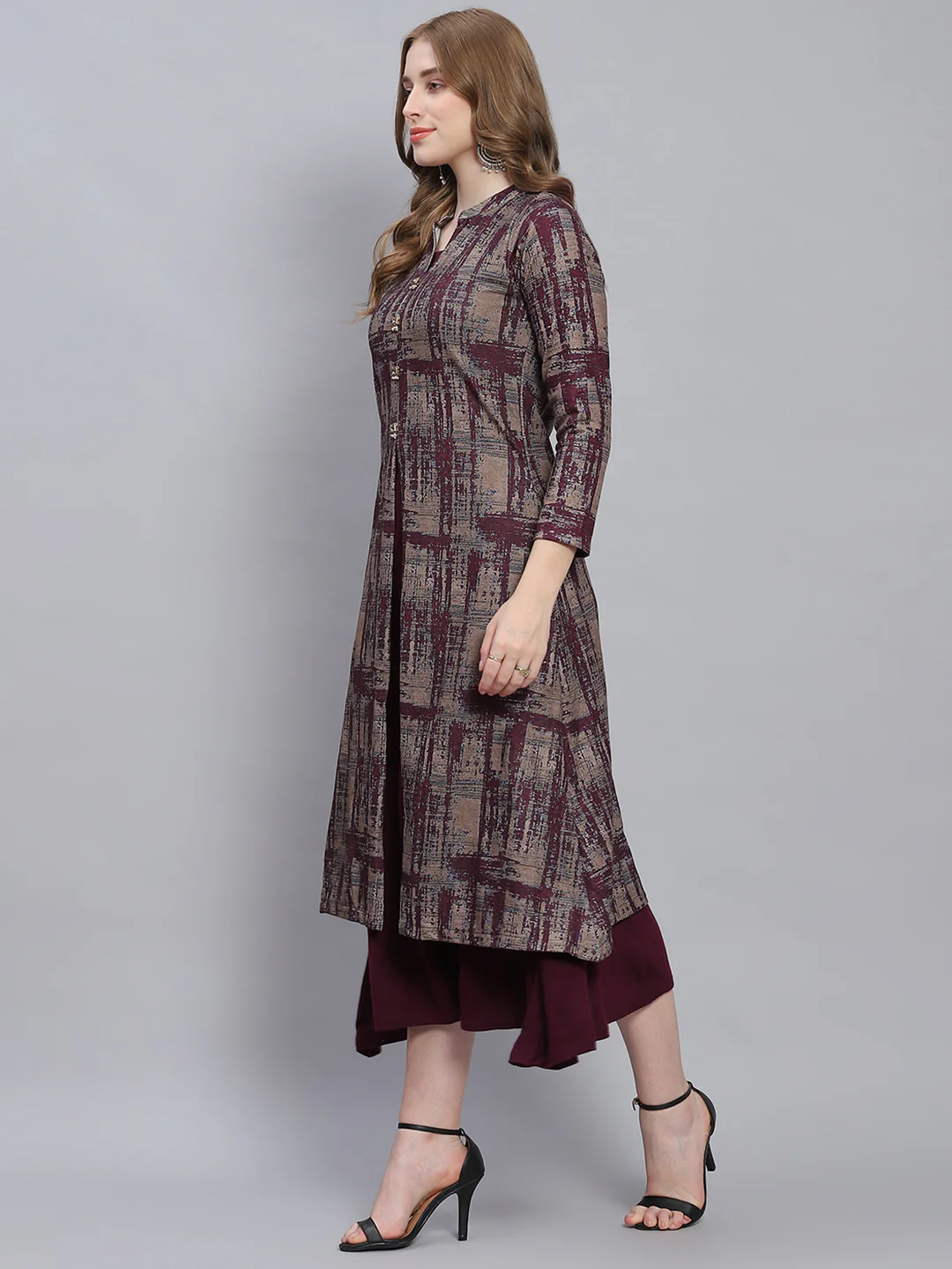 Women Maroon Self Design V Neck Full Sleeve Kurtis Set - Image 3