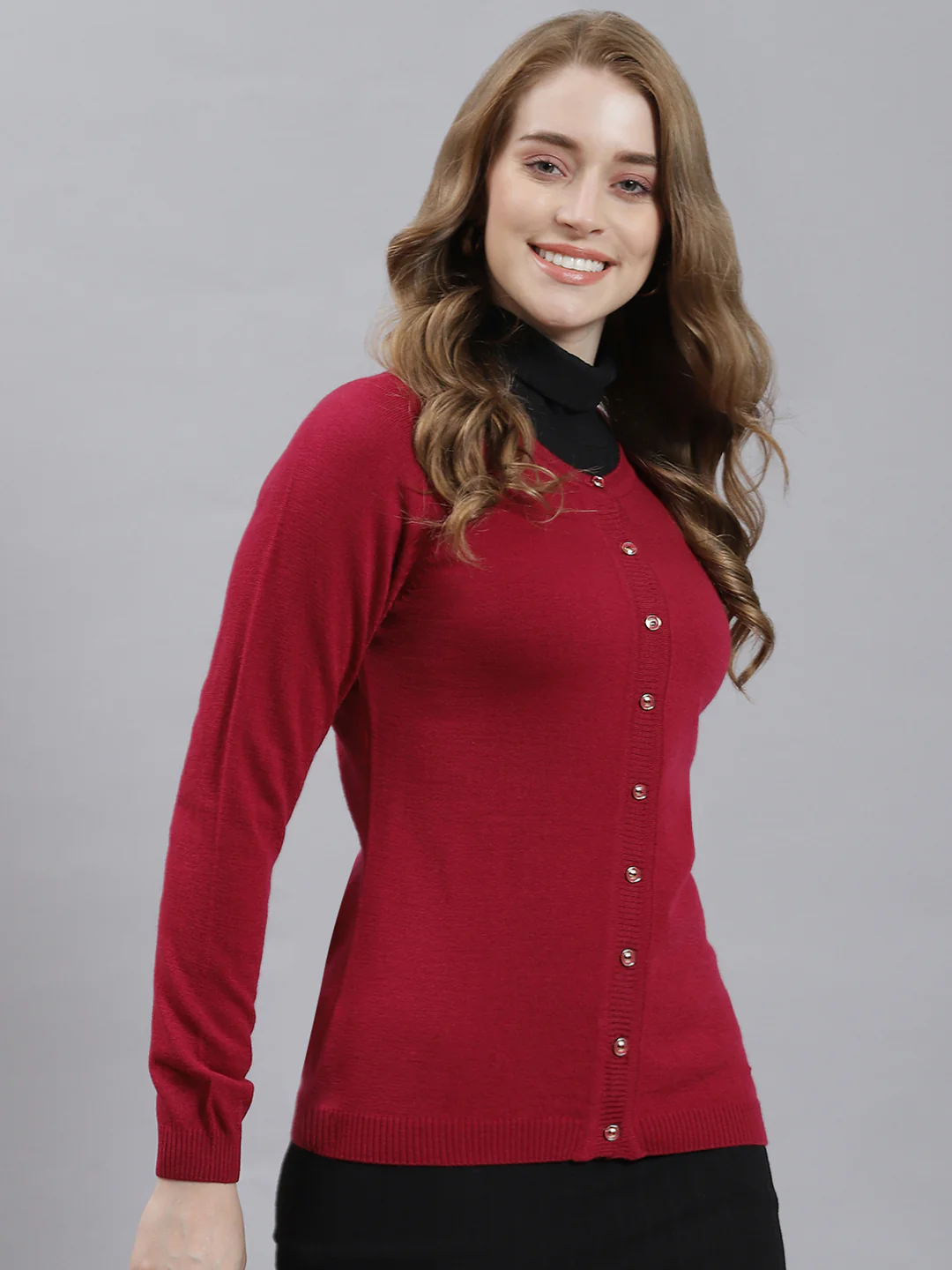 Women Maroon Solid Cardigan - Image 3