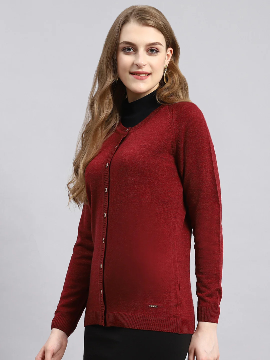 Women Maroon Solid Cardigan - Image 4