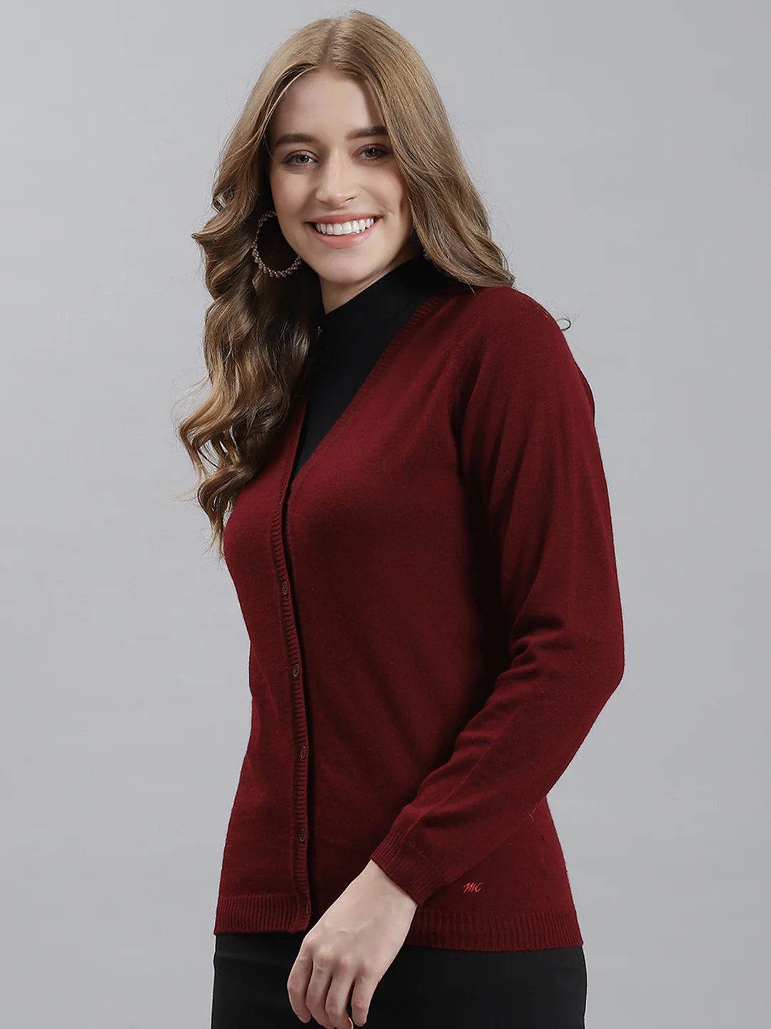Women Maroon Solid Cardigan - Image 4