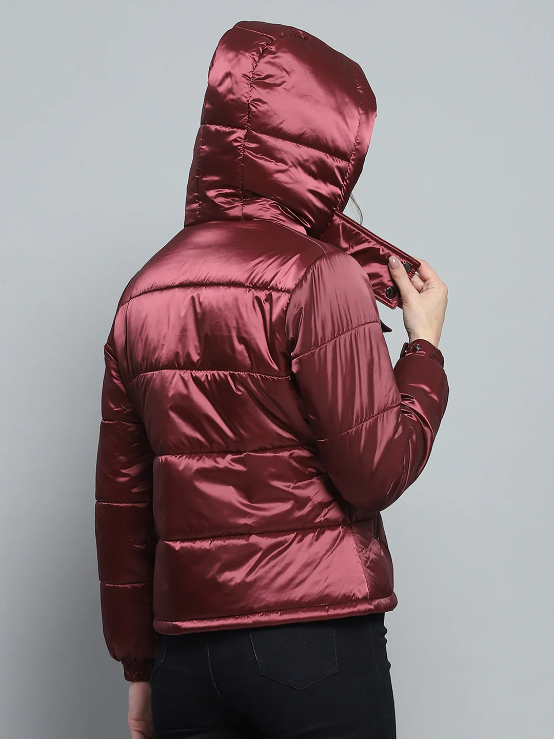 Women Maroon Solid Hooded Full Sleeve Jacket - Image 5