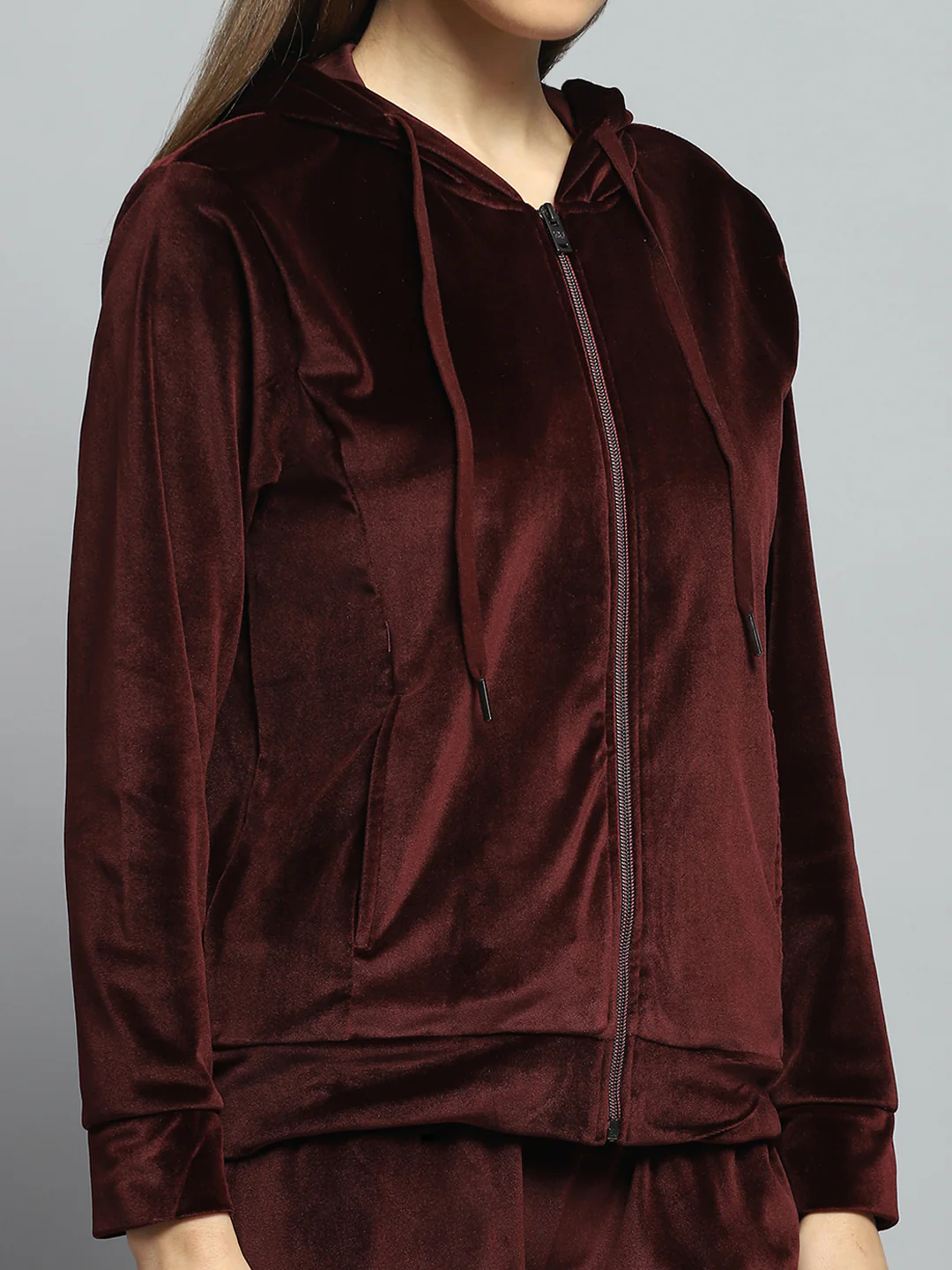 Women Maroon Solid Hooded Full Sleeve Tracksuit - Image 6