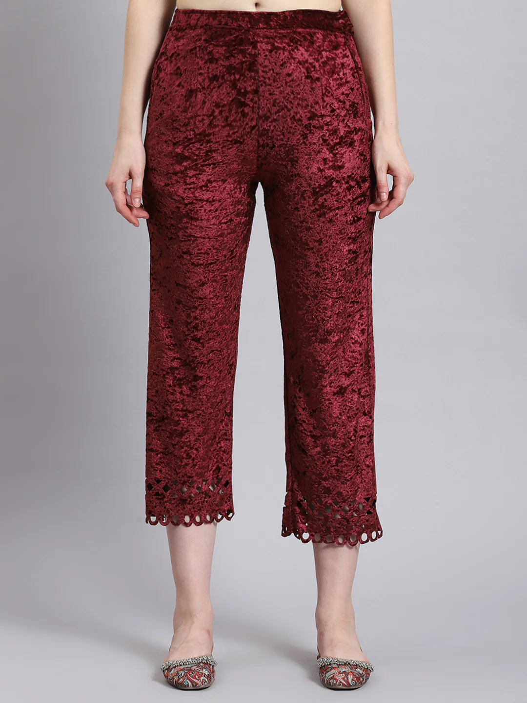 Women Maroon Solid Mandarin Collar Full Sleeve Kurtis Set - Image 7