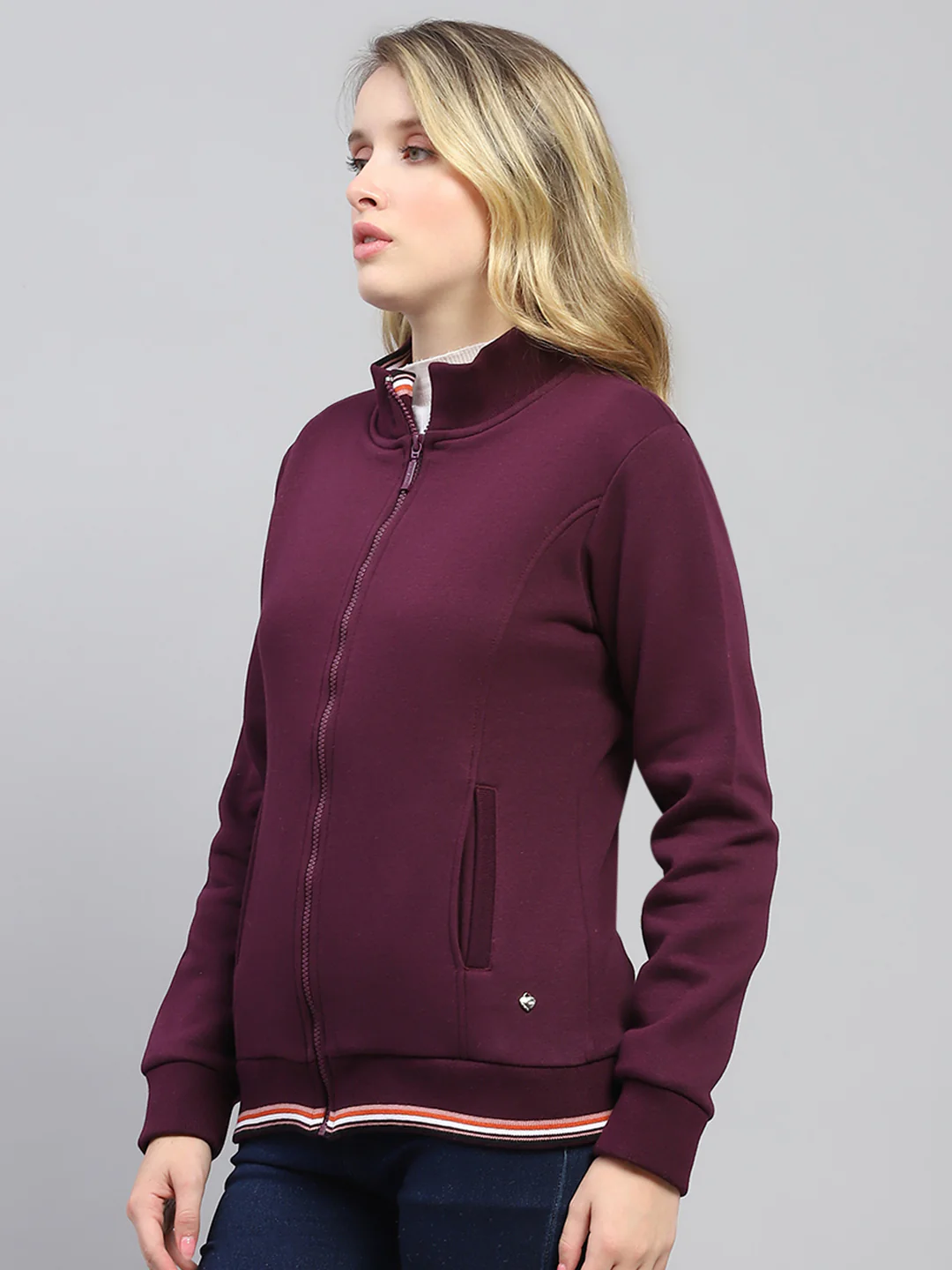 Women Maroon Solid Mock Neck Full Sleeve Sweatshirt - Image 3
