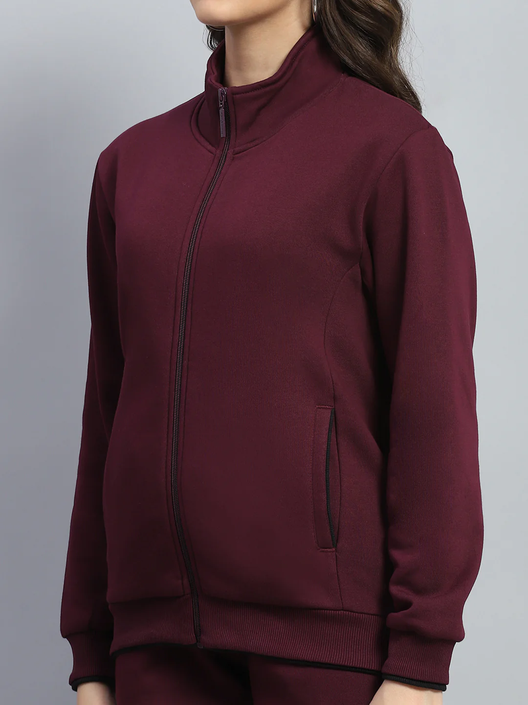 Women Maroon Solid Mock Neck Full Sleeve Winter Tracksuit - Image 6