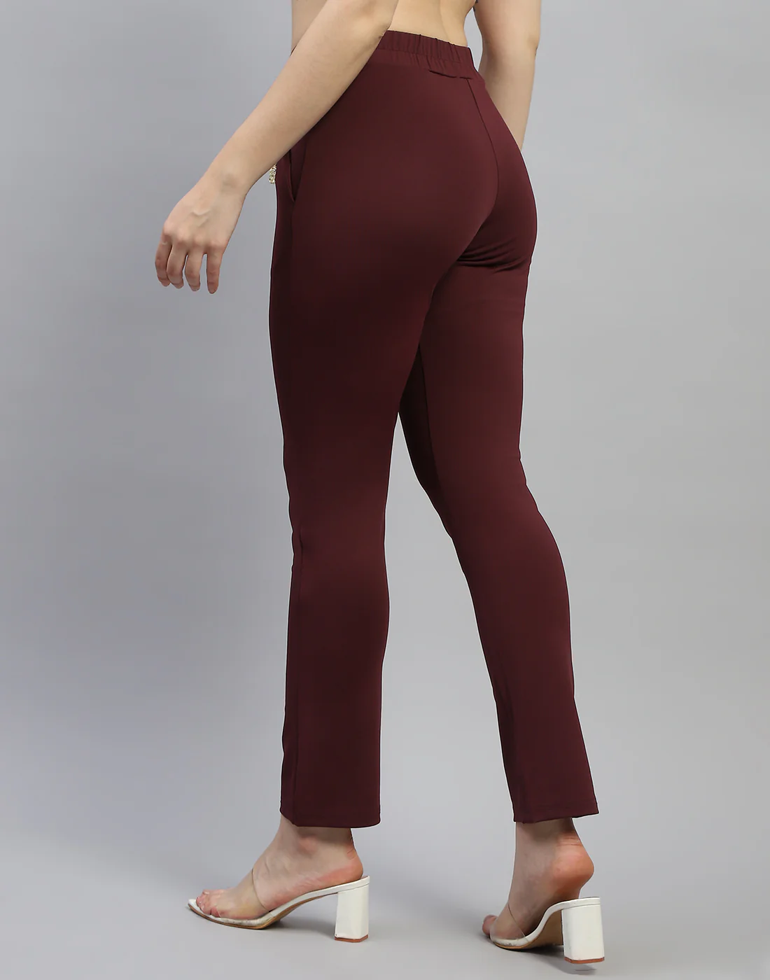 Women Maroon Solid Regular Fit Jegging - Image 2