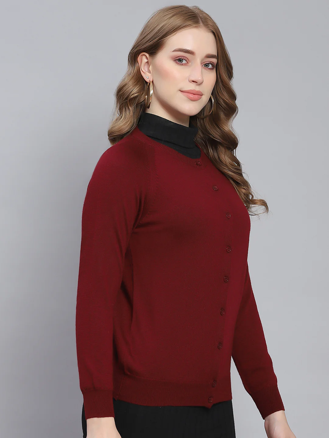 Women Maroon Solid Round Neck Full Sleeve Cardigans - Image 4