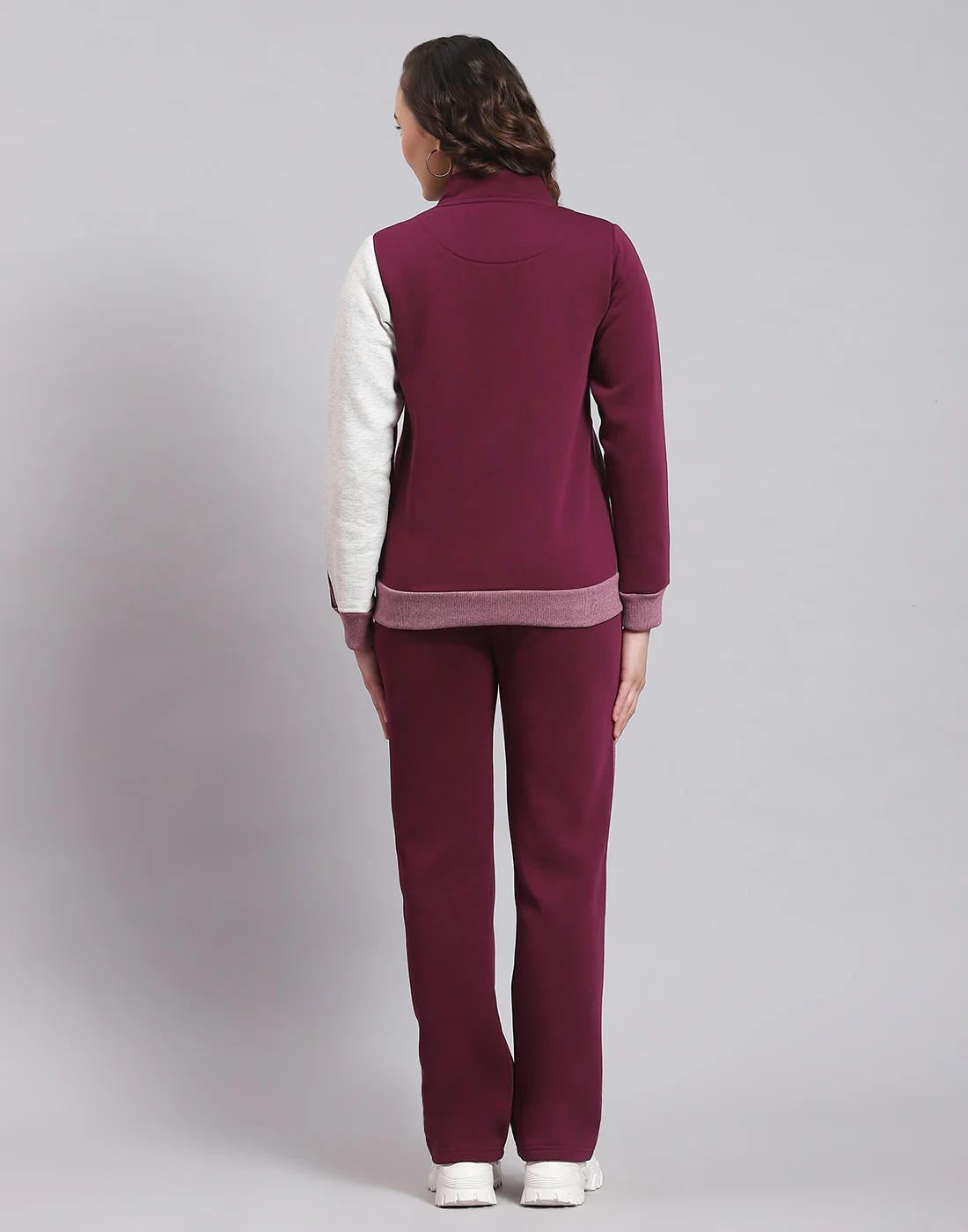 Women Maroon Solid Stand Collar Full Sleeve Tracksuit - Image 5