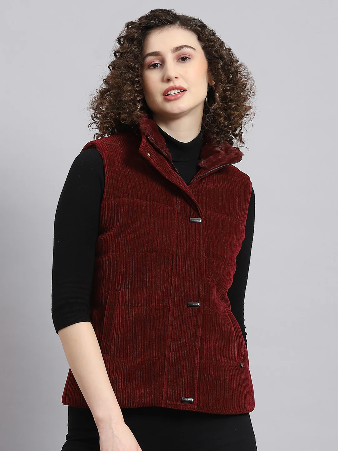 Women Maroon Solid Stand Collar Sleeveless Jacket - Image 3