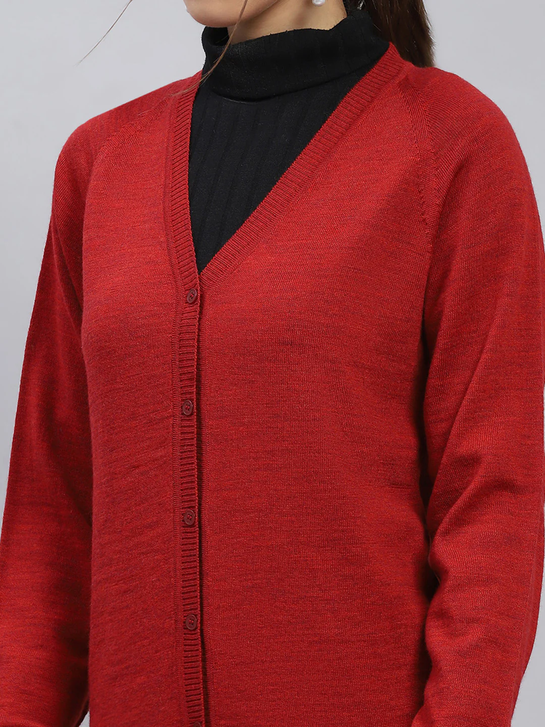 Women Maroon Solid V Neck Full Sleeve Cardigan - Image 6