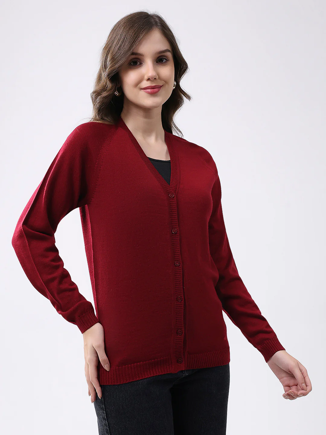 Women Maroon Solid V Neck Full Sleeve Cardigan - Image 4