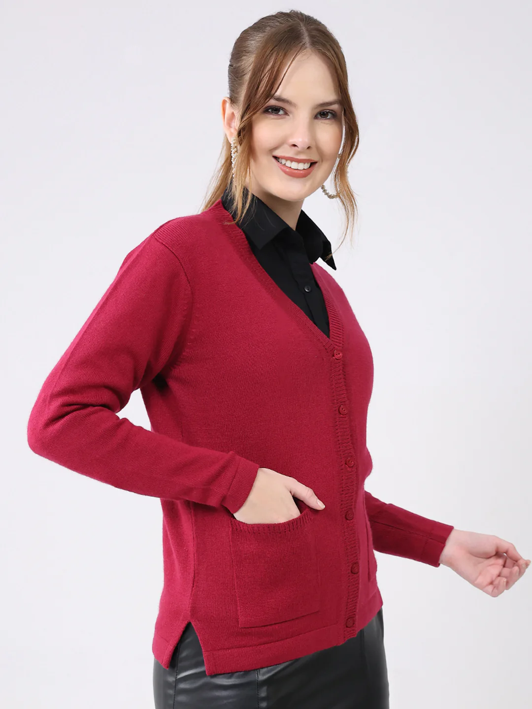 Women Maroon Solid V Neck Full Sleeve Cardigan - Image 4