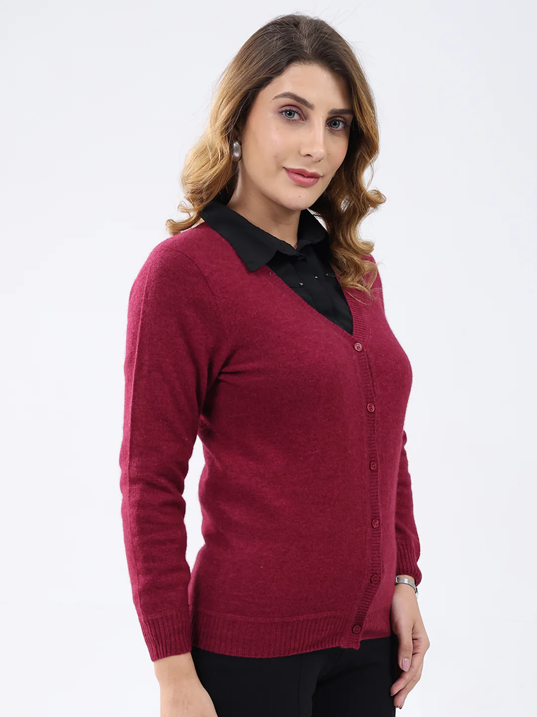 Women Maroon Solid V Neck Full Sleeve Cardigan - Image 4