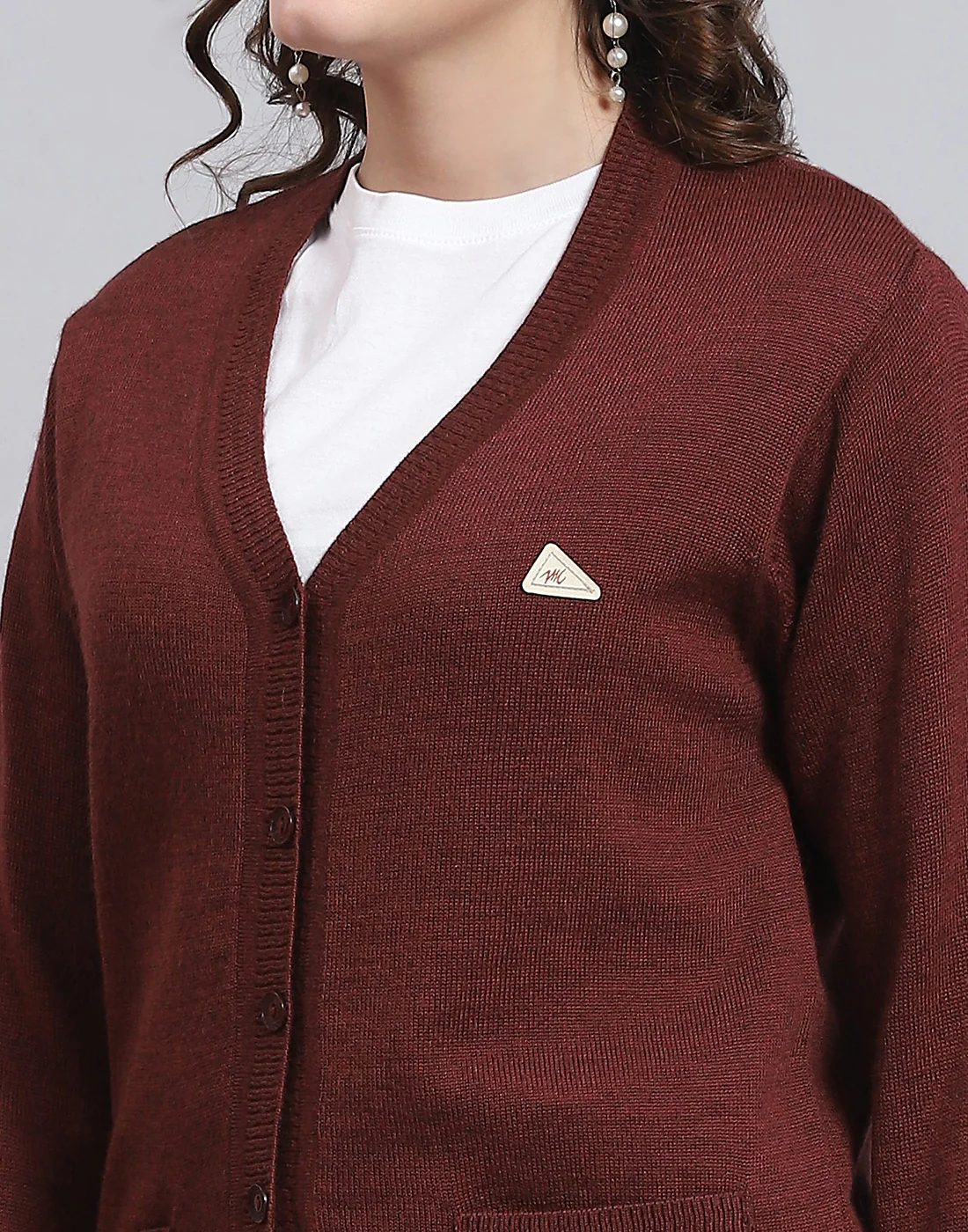 Women Maroon Solid V Neck Full Sleeve Sweater - Image 6