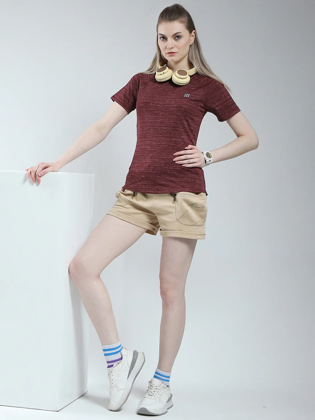 Rock.it Women Maroon Solid Round Neck Half Sleeve Top - Image 2