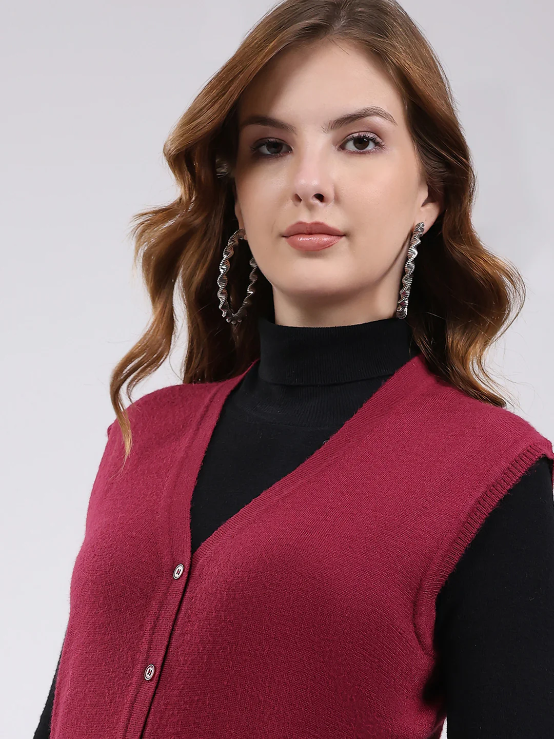 Women Maroon Solid V Neck Sleeveless Cardigan - Image 6