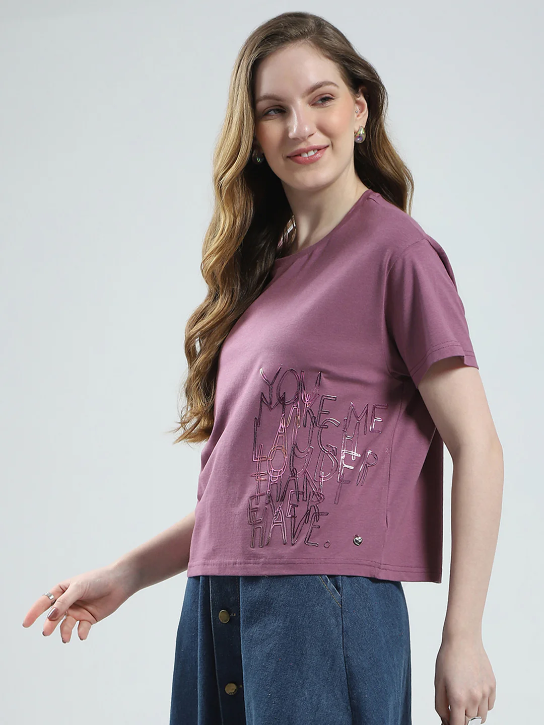 Women Mauve Solid Round Neck Half Sleeve Top - Image 3