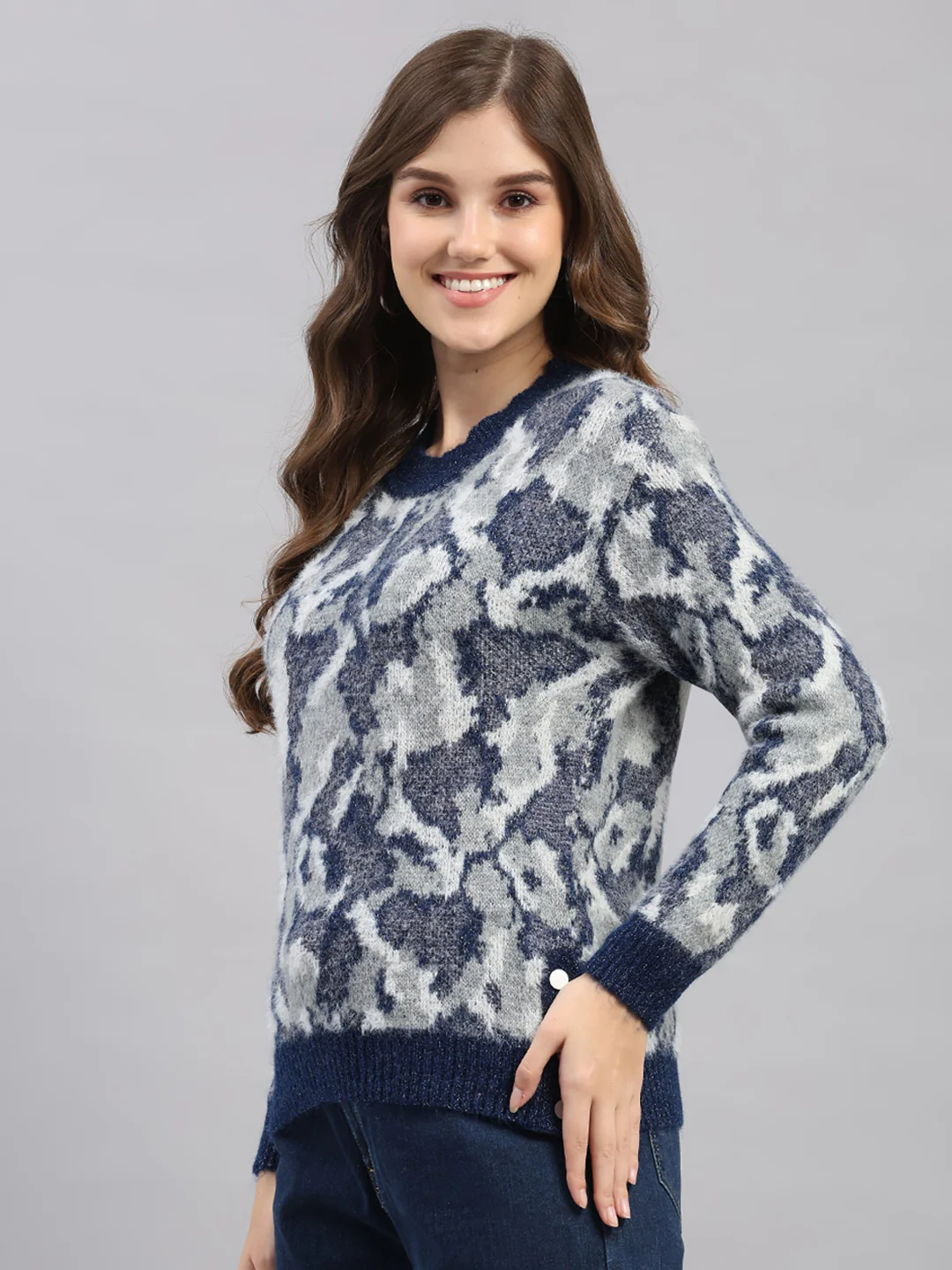 Women Multicolor Self Design Round Neck Full Sleeve Winter Top - Image 3
