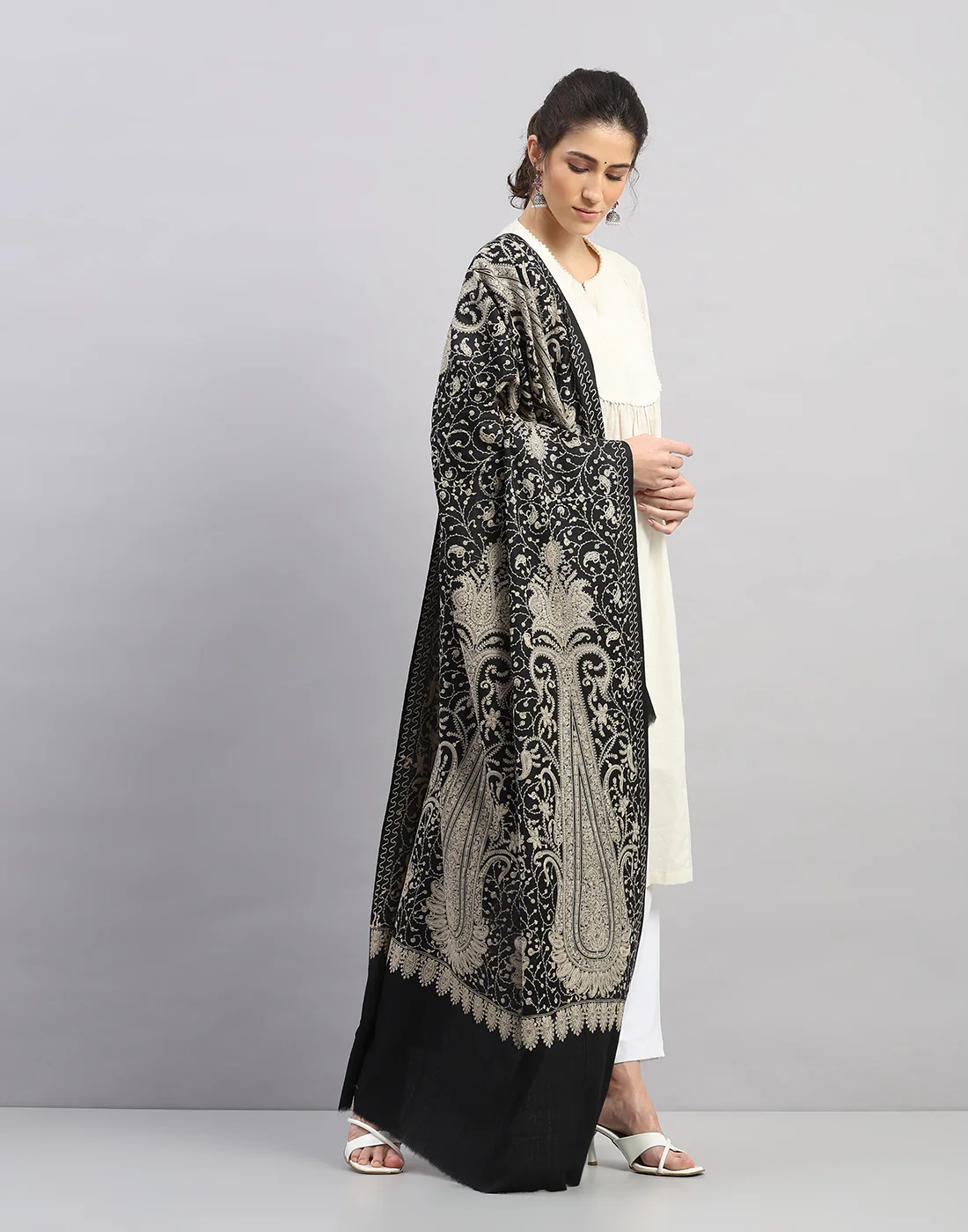 Women Multicolor Self Design   Shawl - Image 3