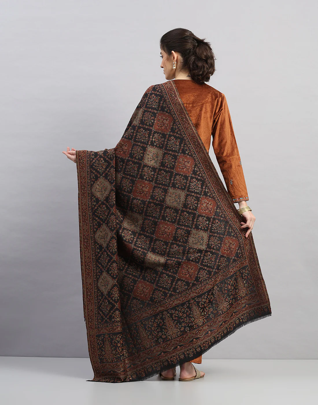 Women Multicolor Self Design   Shawl - Image 4