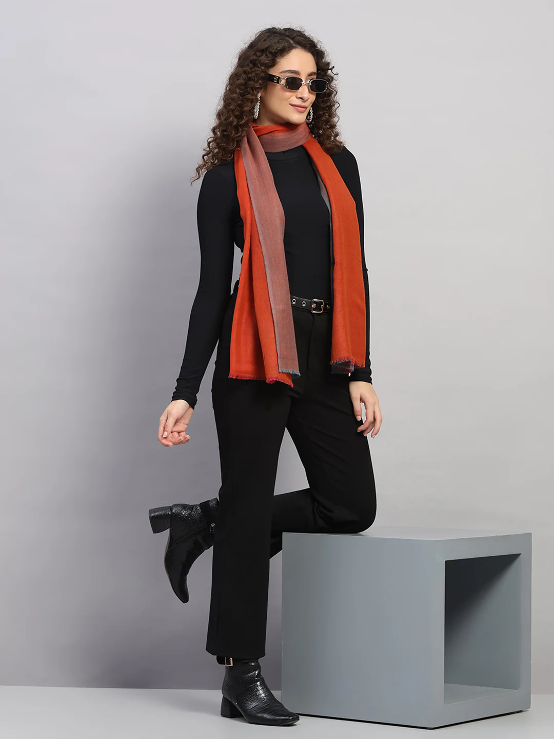 Women Multicolor Self Design Wool Stole - Image 2