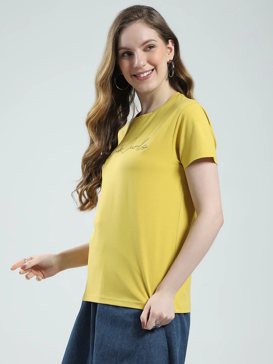 Women Mustard Solid Round Neck Half Sleeve Top - Image 3