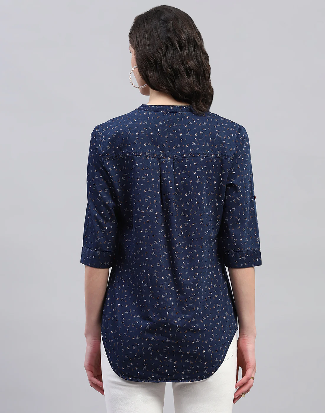 Women Navy Blue Floral Print V Neck 3/4 Sleeve Top - Image 5