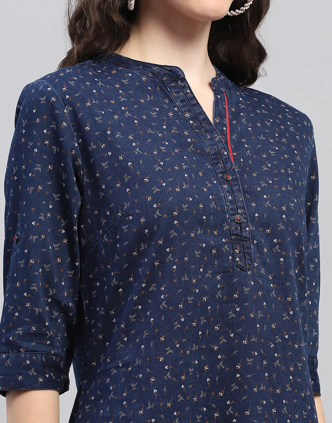 Women Navy Blue Floral Print V Neck 3/4 Sleeve Top - Image 6