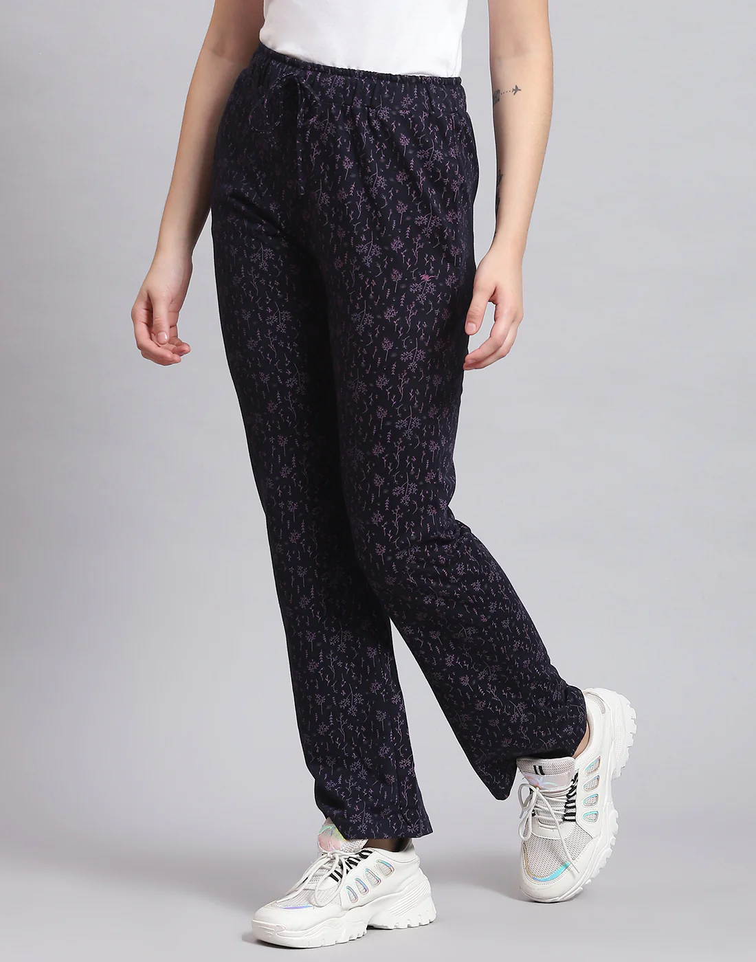 Women Navy Blue Printed Regular Fit Lower - Image 3