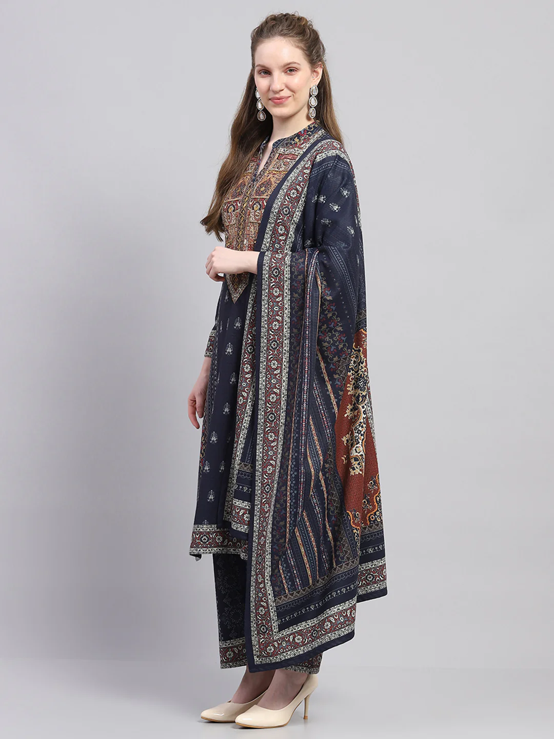 Women Navy Blue Printed Round Neck Full Sleeve Kurti Set with Stole - Image 3