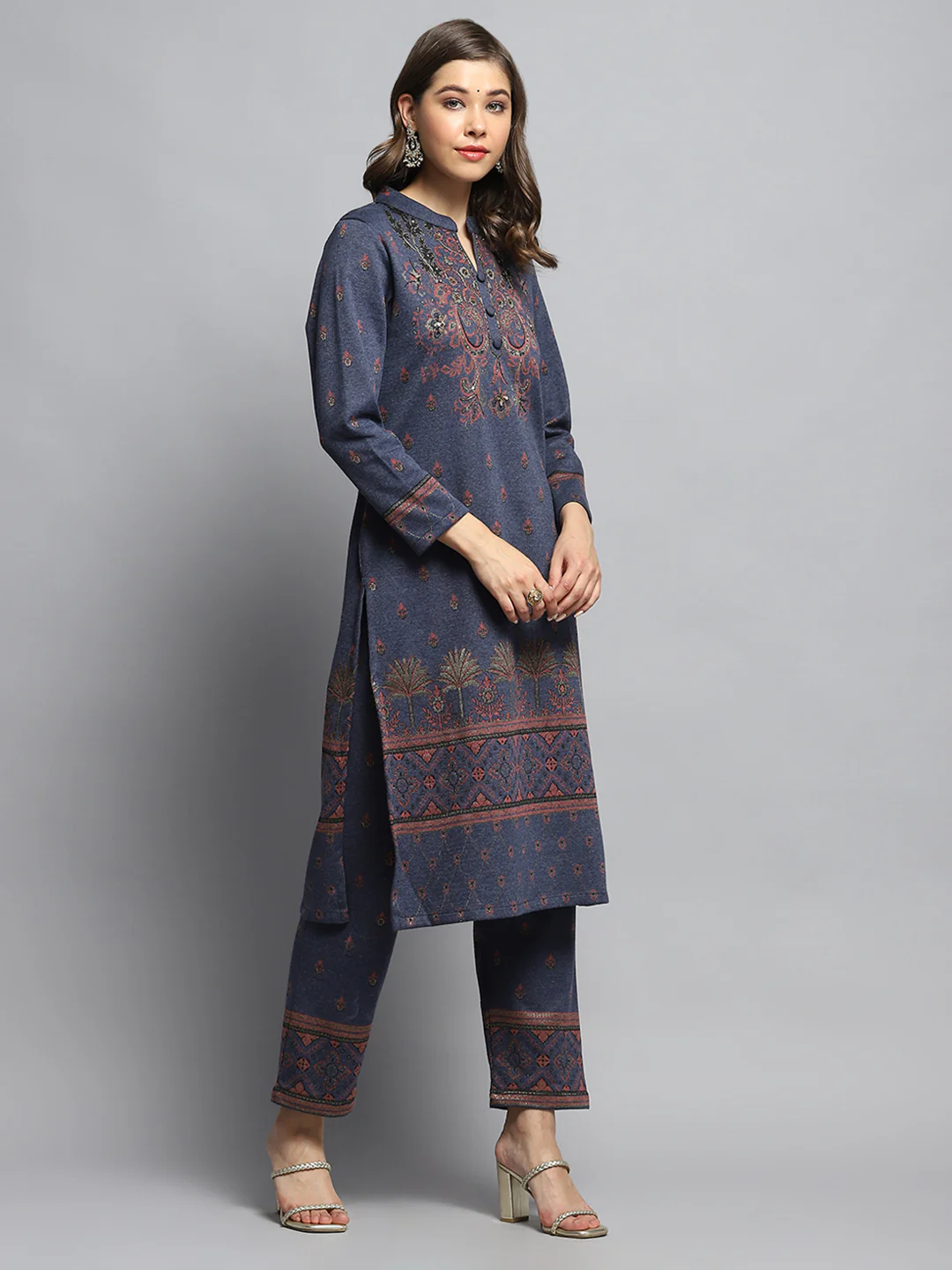 Women Navy Blue Self Design Mandarin Collar Full Sleeve Kurti Set - Image 5