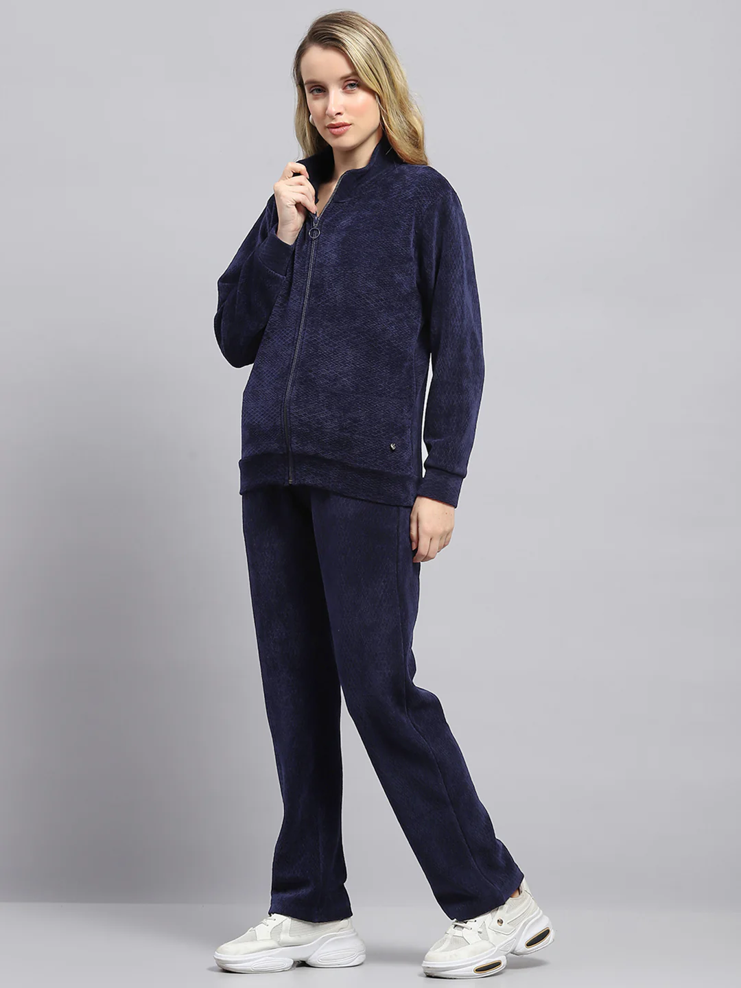 Women Navy Blue Self Design Mock Neck Full Sleeve Tracksuit - Image 3
