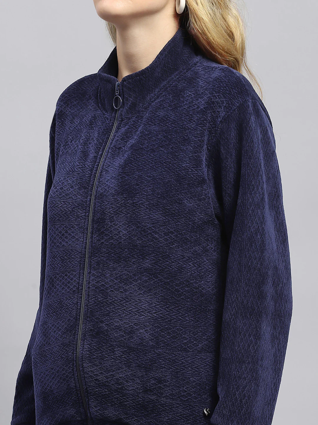 Women Navy Blue Self Design Mock Neck Full Sleeve Tracksuit - Image 7