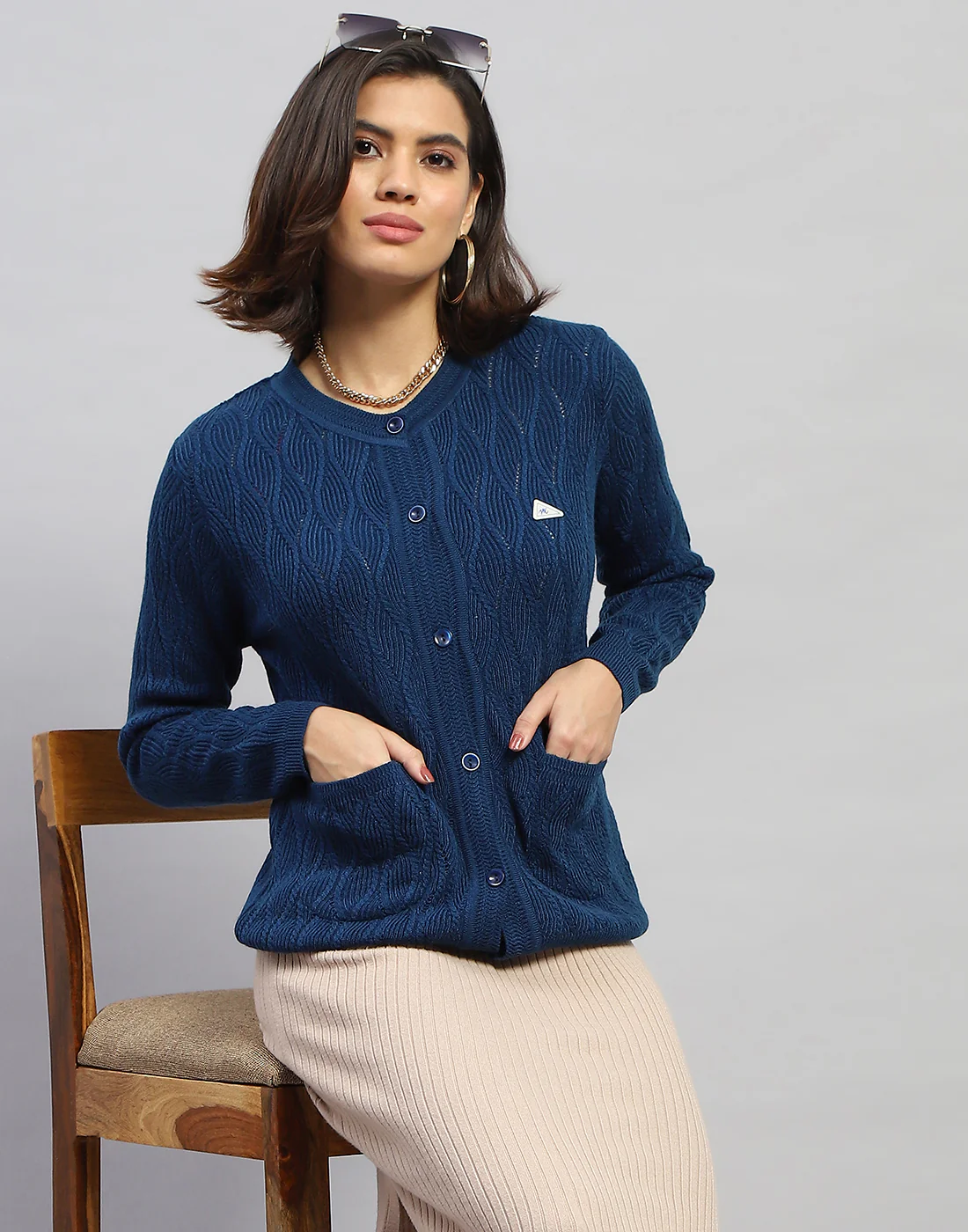 Women Navy Blue Self Design Round Neck Full Sleeve Cardigan - Image 6
