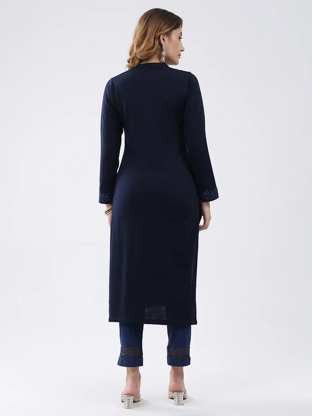 Women Navy Blue Self Design Round Neck Full Sleeve Winter Kurti - Image 5