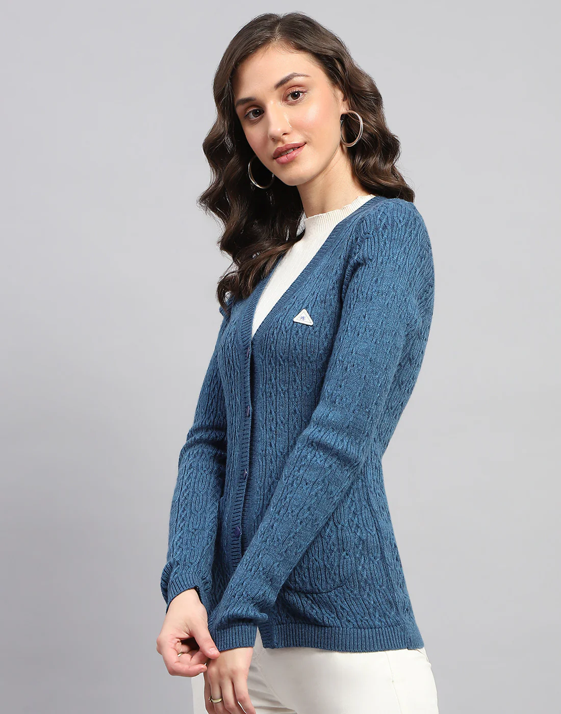 Women Navy Blue Self Design V Neck Full Sleeve Cardigan - Image 3