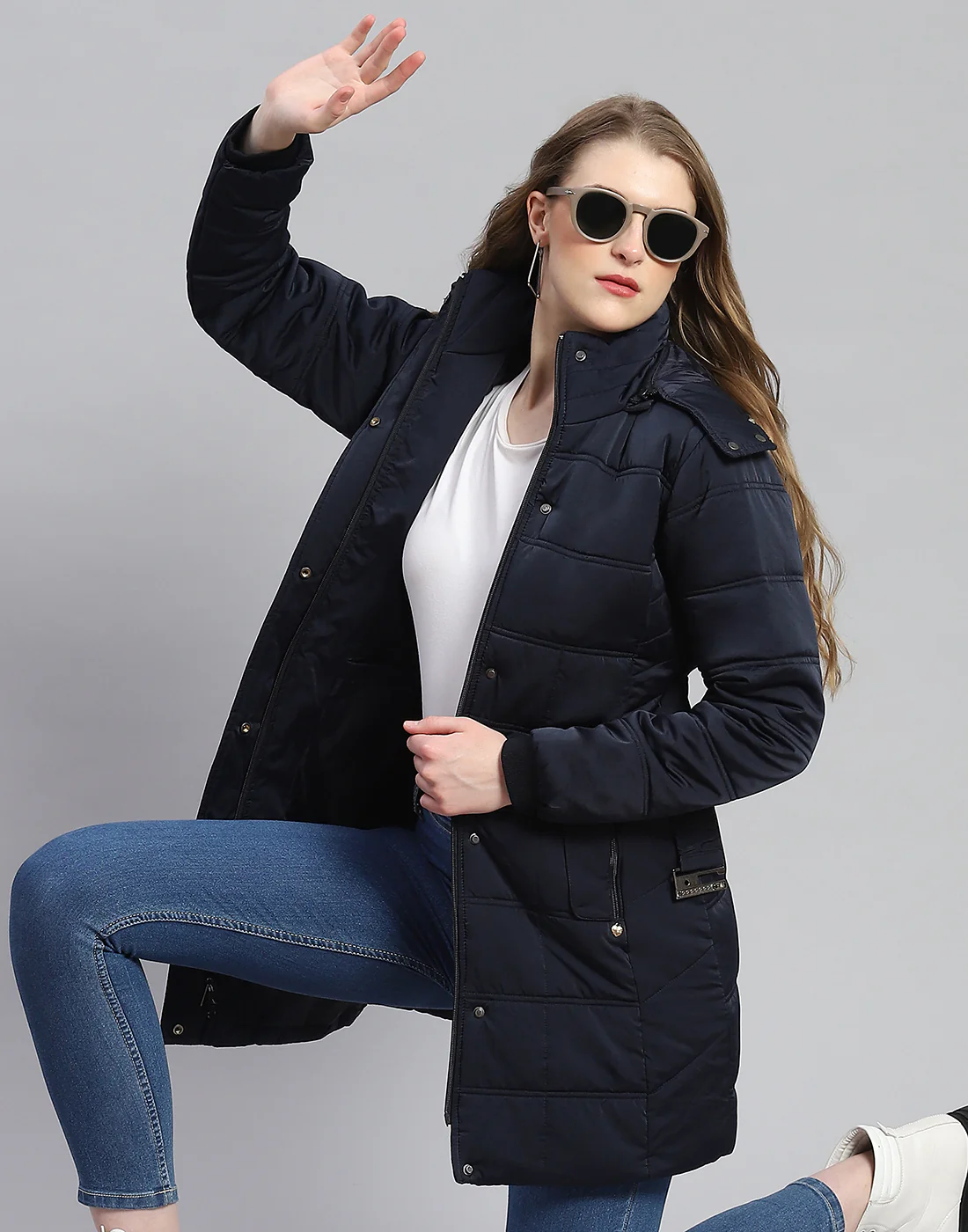 Women Navy Blue Solid Hooded Full Sleeve Jacket - Image 6