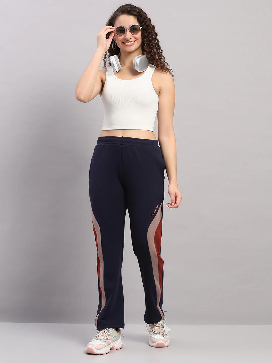 Women Navy Blue Solid Regular Fit Winter Lower - Image 2