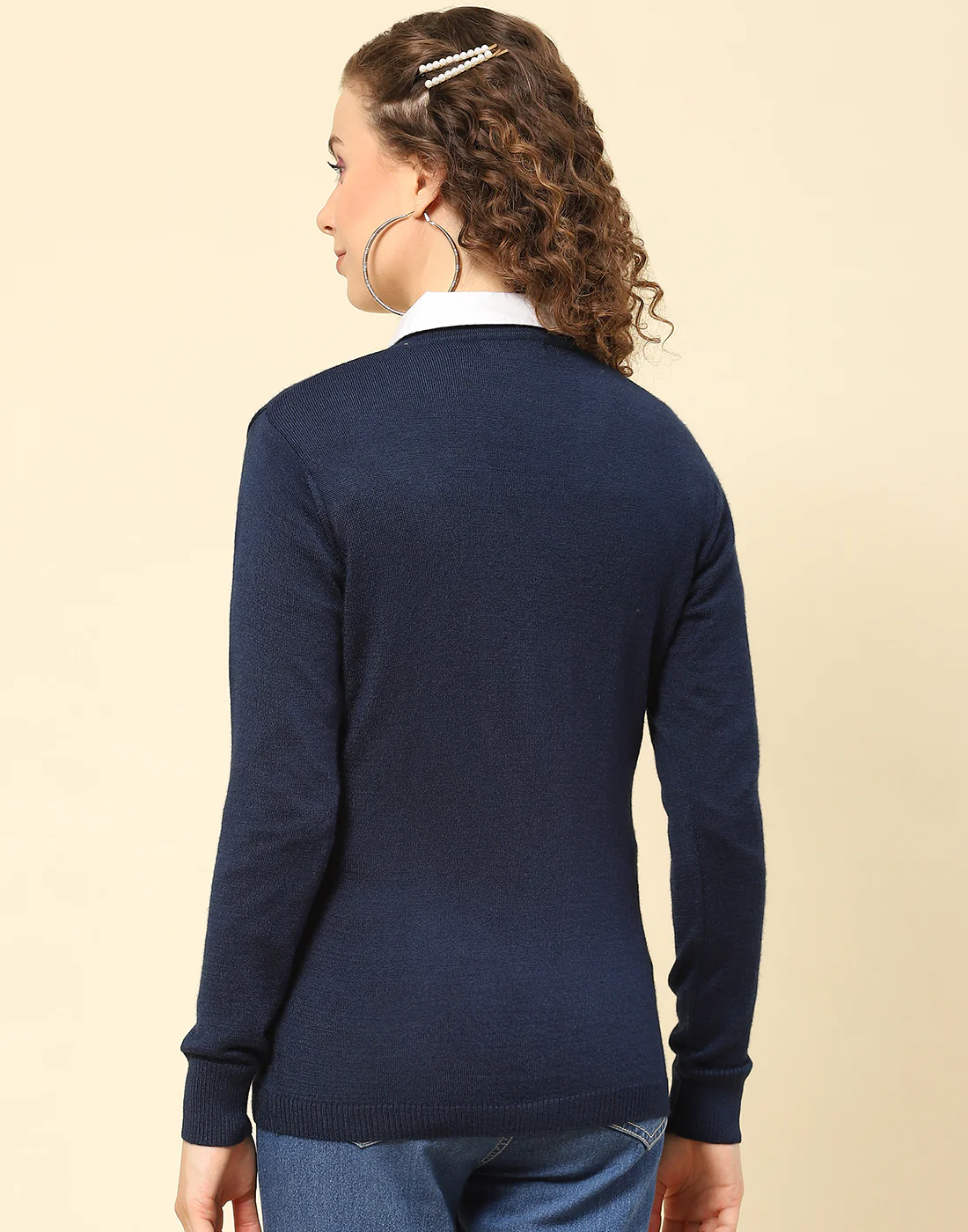 Women Navy Blue Solid V Neck Full Sleeve Cardigan - Image 5