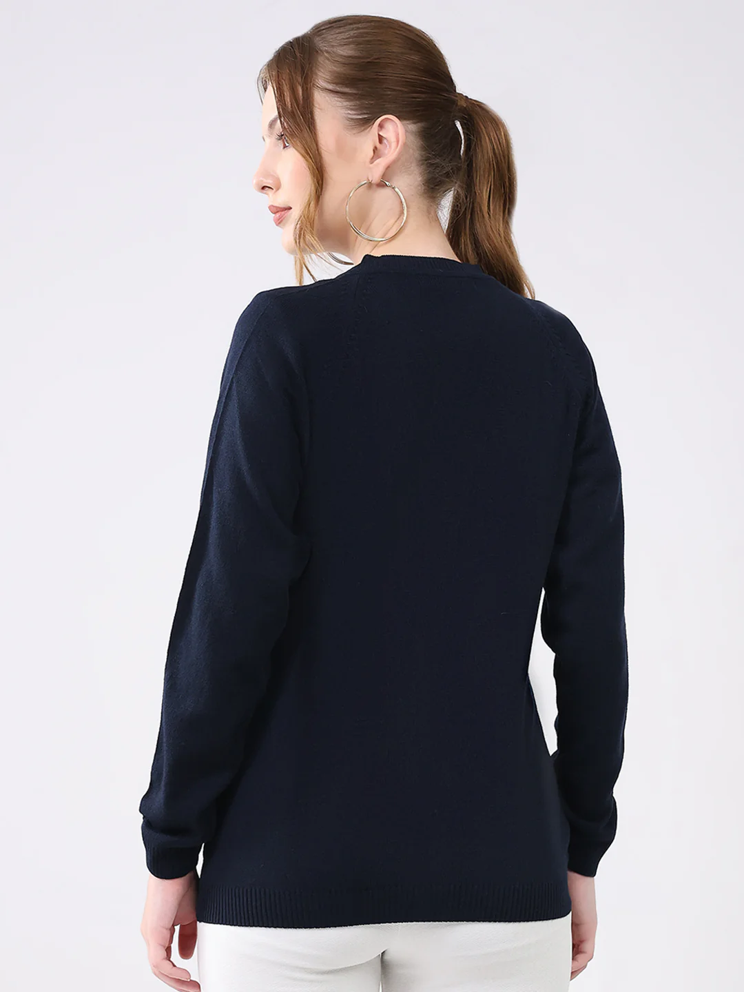 Women Navy Blue Solid V Neck Full Sleeve Cardigan - Image 5