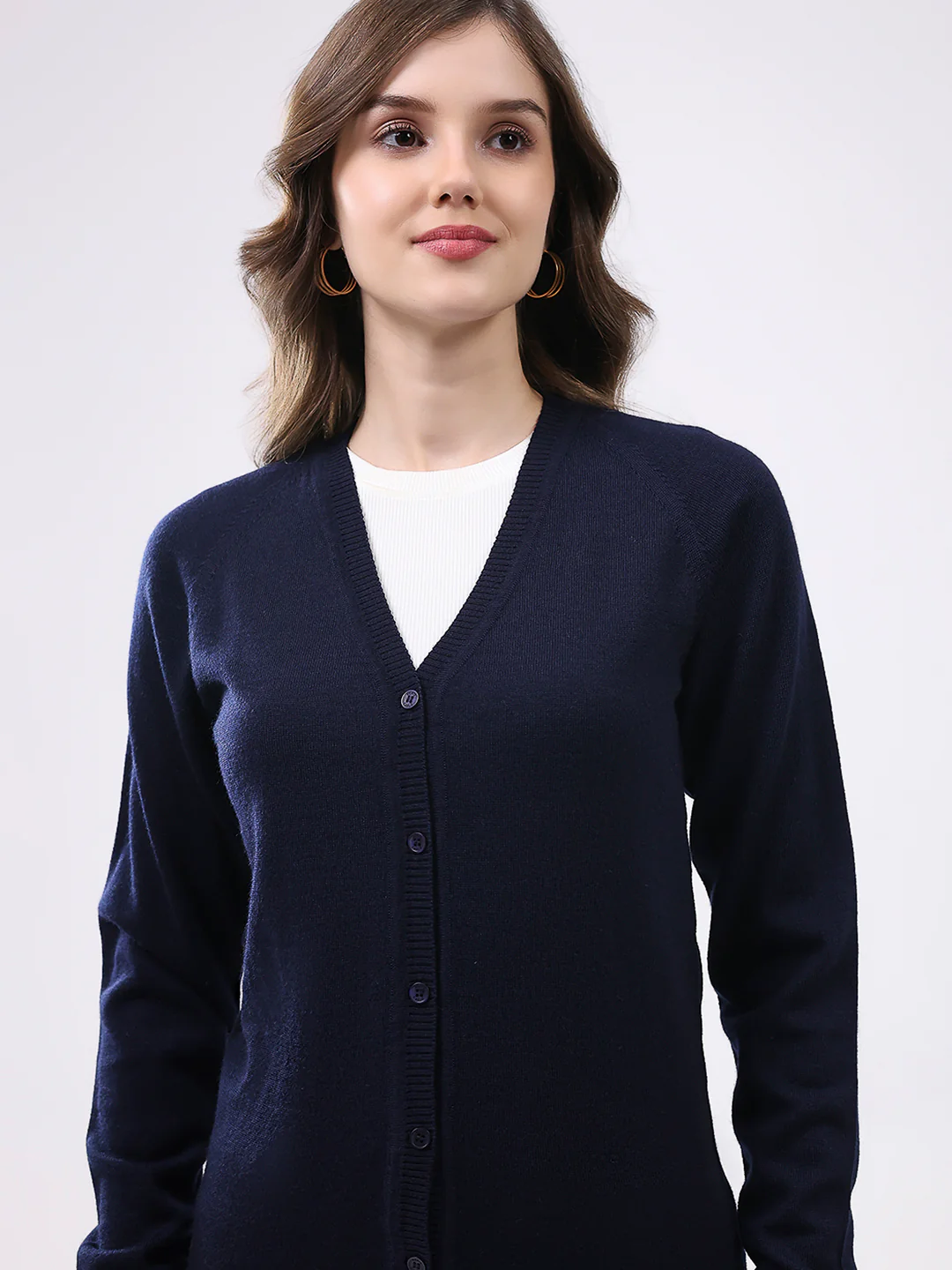 Women Navy Blue Solid V Neck Full Sleeve Cardigan - Image 6