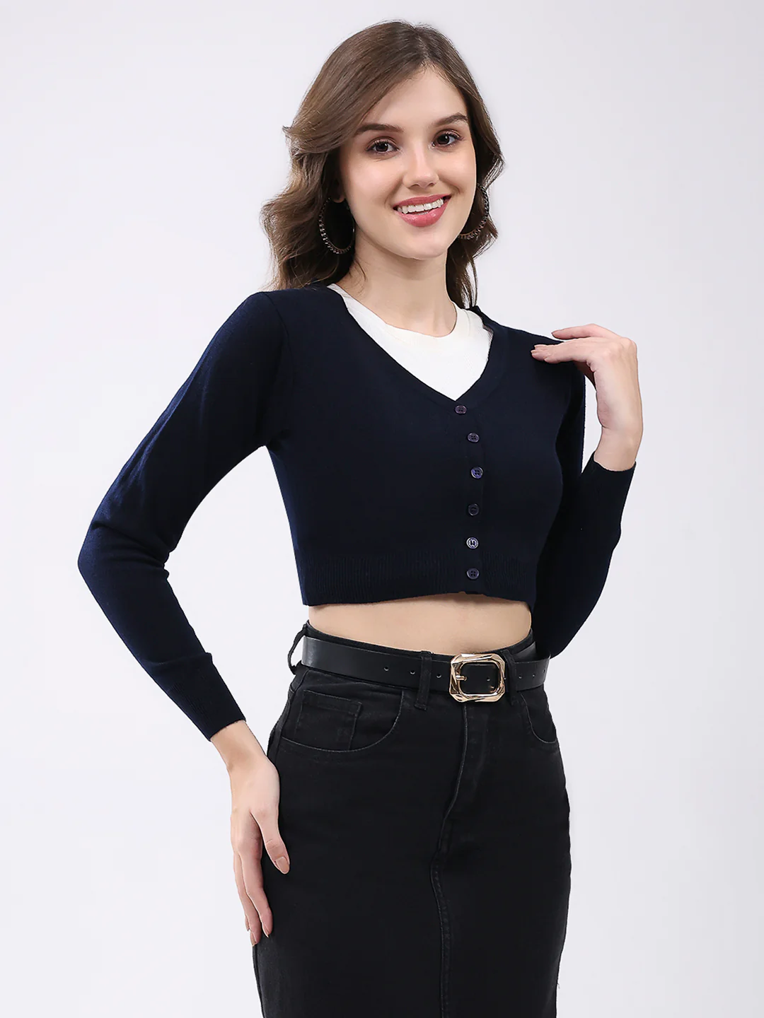 Women Navy Blue Solid V Neck Full Sleeve Cardigan - Image 4