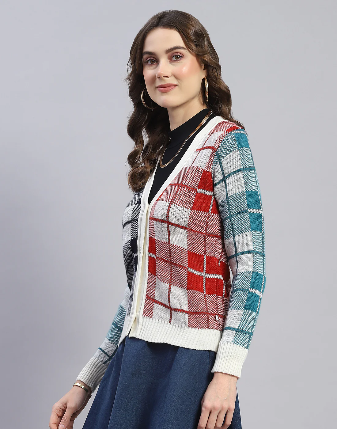 Women Off White Check V Neck Full Sleeve Cardigan - Image 3