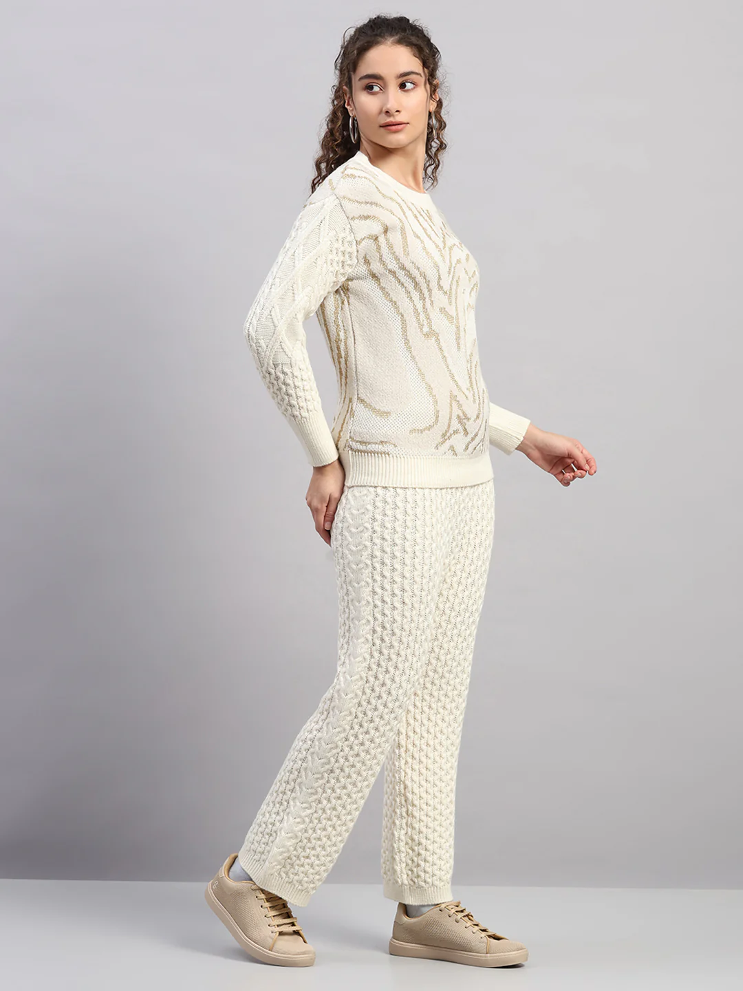 Women Off White Jaquard Round Neck Full Sleeve Cords Set - Image 4