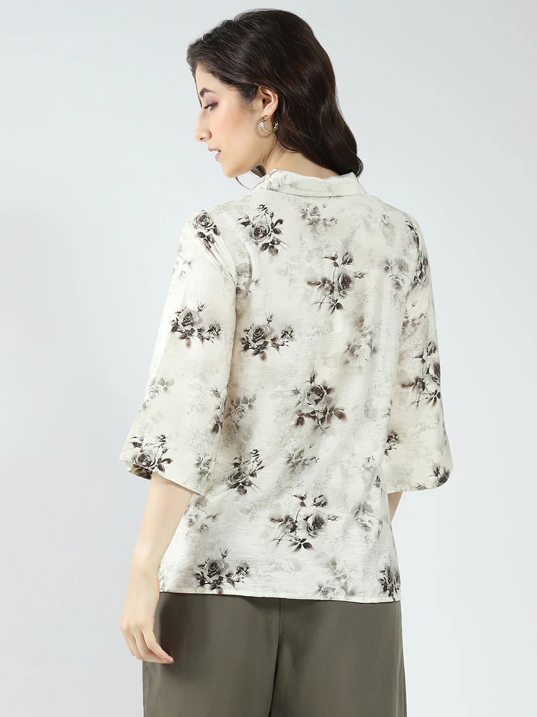 Women Off White Printed Collar 3/4th Sleeve Top - Image 5